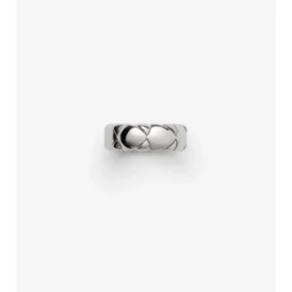 Anello con segmento di scudo