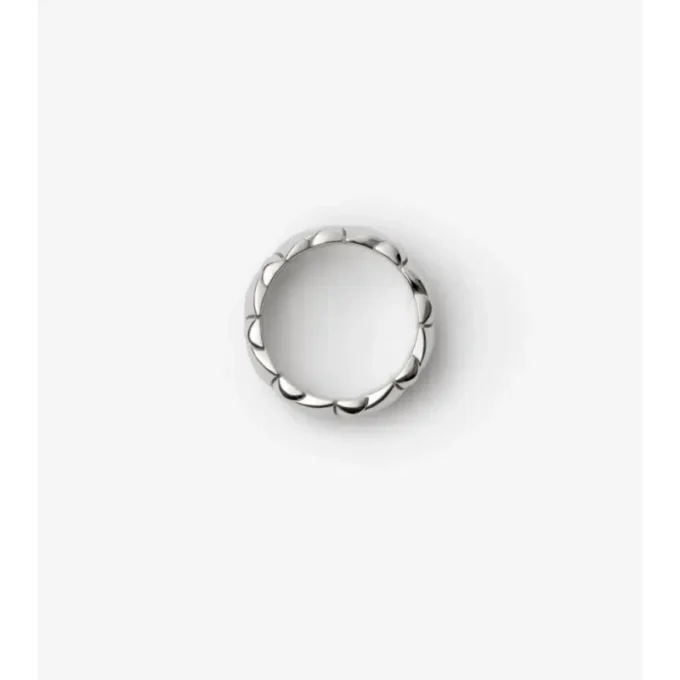 Anello con segmento di scudo