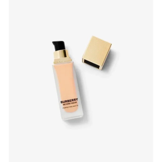 Beyond Wear Perfecting Matte Foundation – 20 Fair Cool