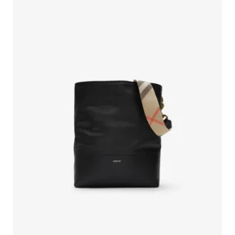 Borsa a secchiello media con clip a B 