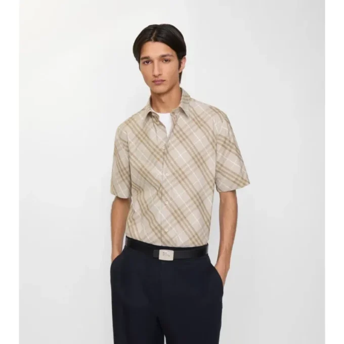 Camicia in cotone a quadri dalla vestibilità comoda