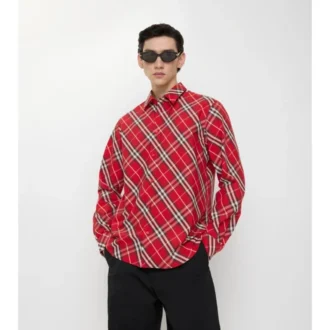 Camicia in cotone a quadri dalla vestibilità comoda