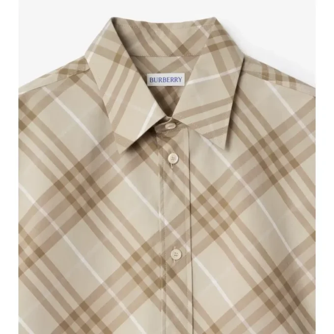Camicia in cotone a quadri dalla vestibilità comoda