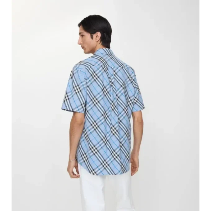Camicia in cotone a quadri dalla vestibilità regolare