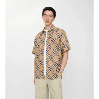 Camicia in lino a quadri dalla vestibilità comoda