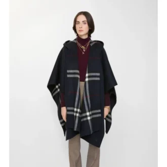 Cappa con cappuccio in cashmere