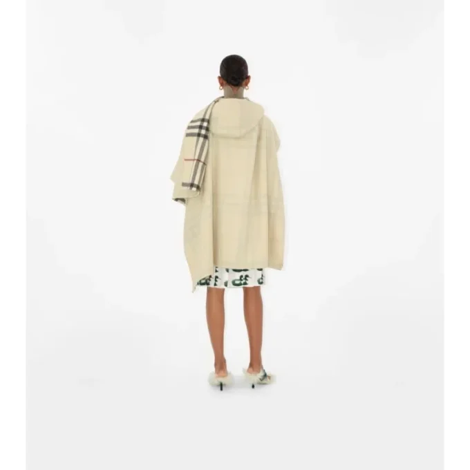 Cappa con cappuccio in cashmere EKD