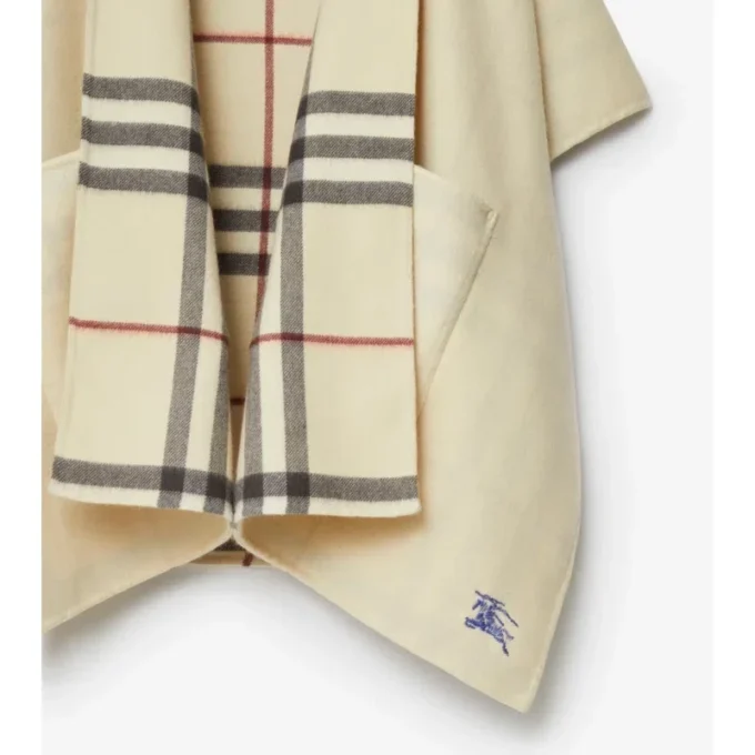 Cappa con cappuccio in cashmere EKD