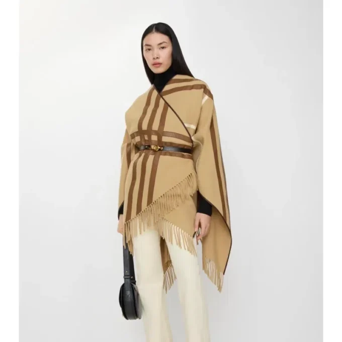 Cappa in cashmere con finiture in pelle