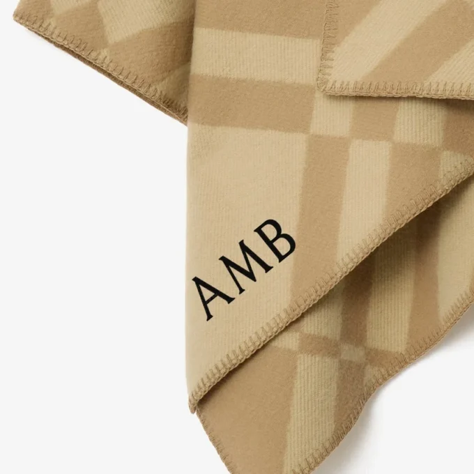 Cappa in misto lana e cashmere a quadri