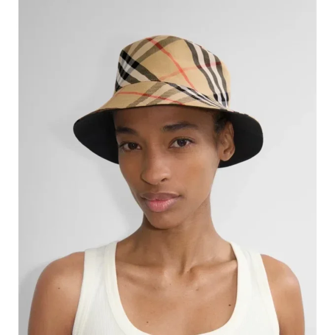 Cappello a secchiello reversibile in Gabardine
