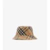 Cappello a secchiello reversibile in Gabardine
