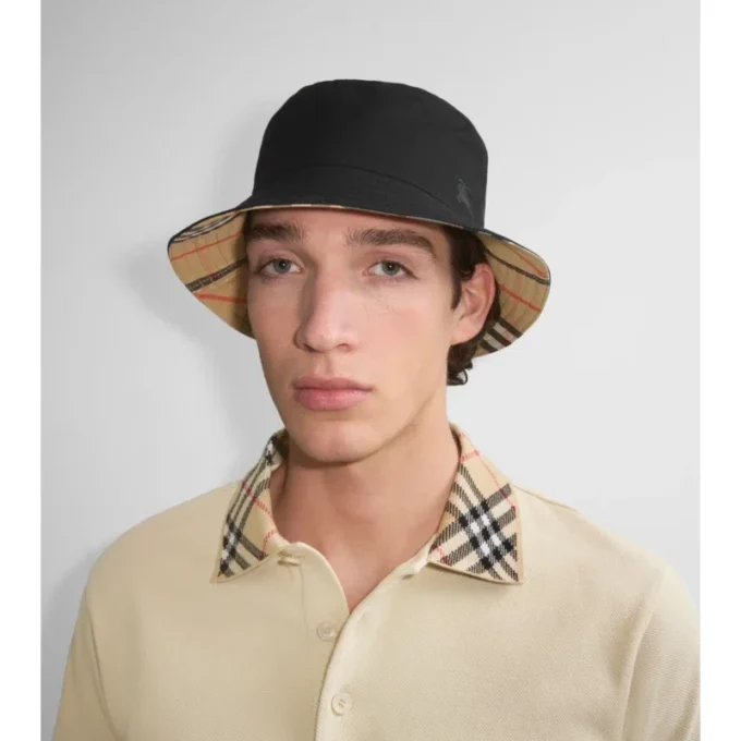 Cappello a secchiello reversibile in Gabardine