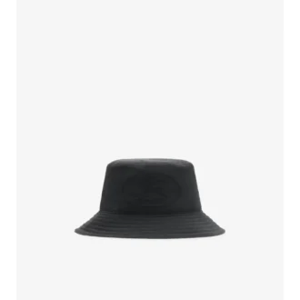 Cappello a secchiello reversibile in nylon con motivo Knight Stamp