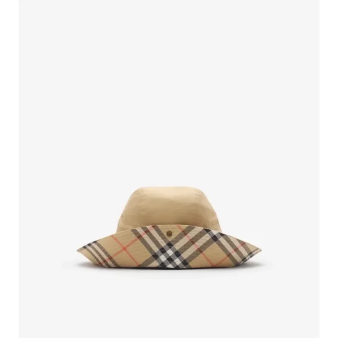 Cappello in gabardine con tesa a quadri