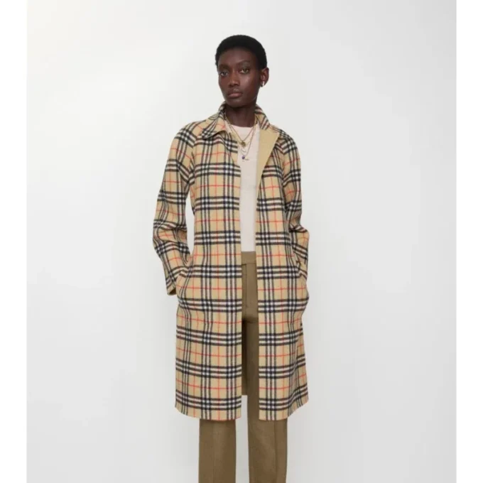 Cappotto avvolgente reversibile in lana