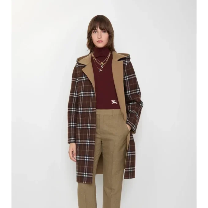 Cappotto avvolgente reversibile in lana con cappuccio