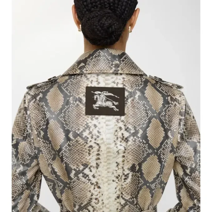 Cappotto da auto Stonehaven in cotone rivestito con stampa pitonata corta