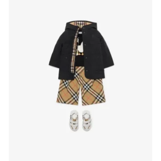 Cappotto trapuntato in nylon con cappuccio