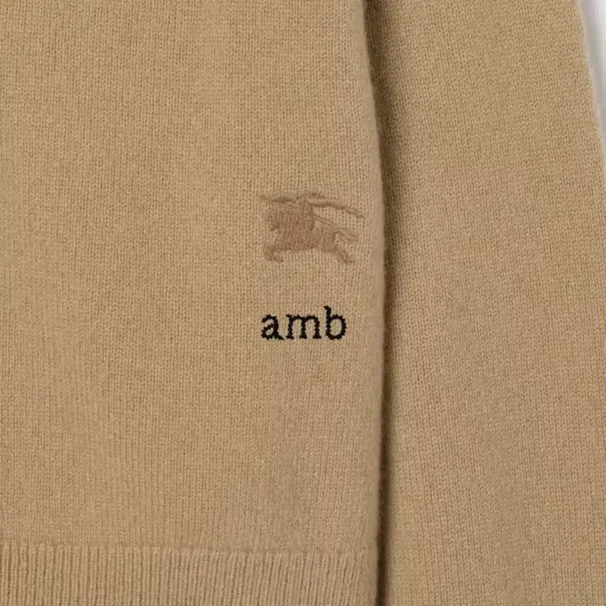 Cardigan in cashmere