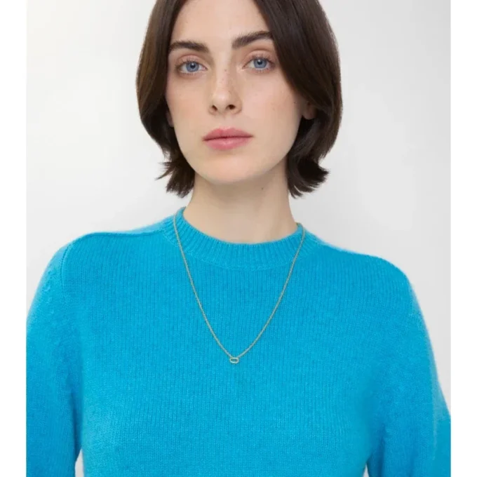 Collana a catena sottile con ciondolo