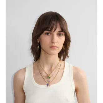 Collana a tre fili con ciondoli 