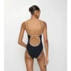 Costume da bagno con bordi a quadri