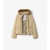 Giacca con cappuccio in gabardine con bordi in shearling