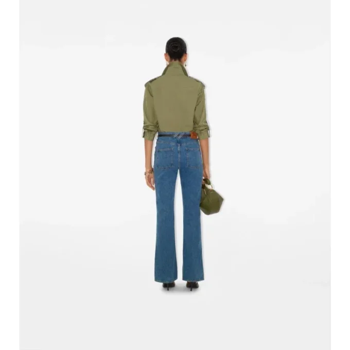 Jeans a vita alta con taglio bootcut