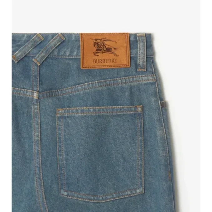 Jeans dritti a vita media