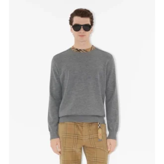 Maglione in lana con bordi a quadri