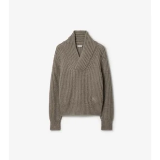 Maglione in lana con collo a scialle