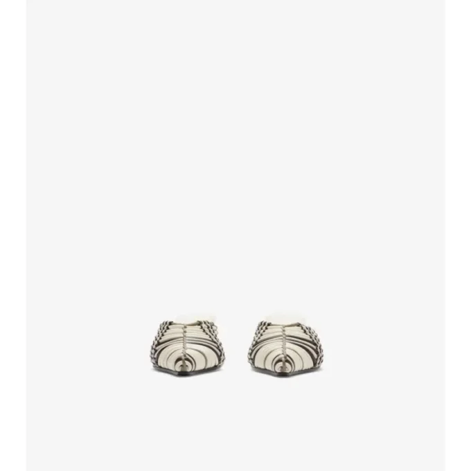 Mules in pelle intrecciata a quadri