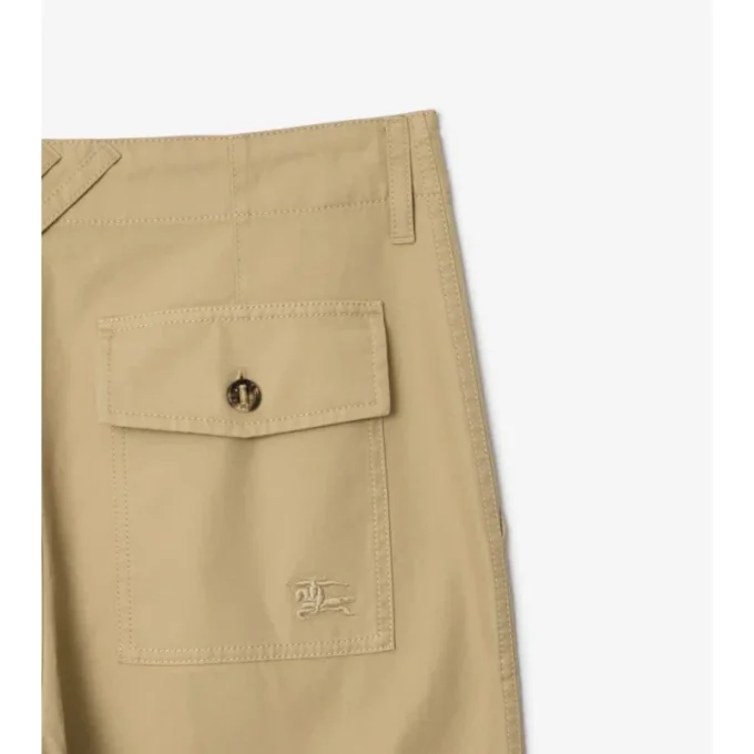 Pantaloni in gabardine