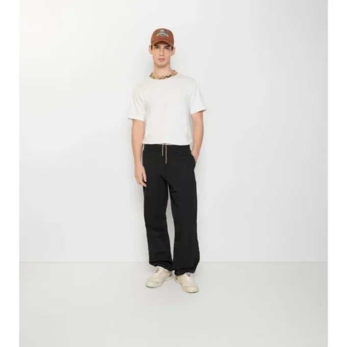Pantaloni in nylon