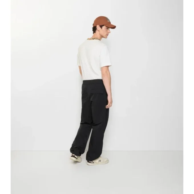 Pantaloni in nylon