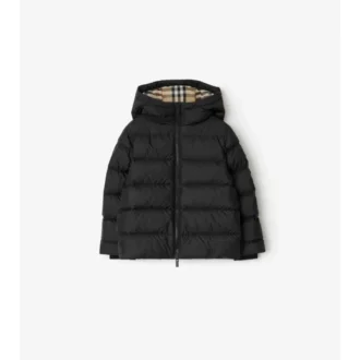 Piumino con cappuccio in nylon