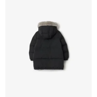 Piumino in nylon con bordi in pelliccia sintetica