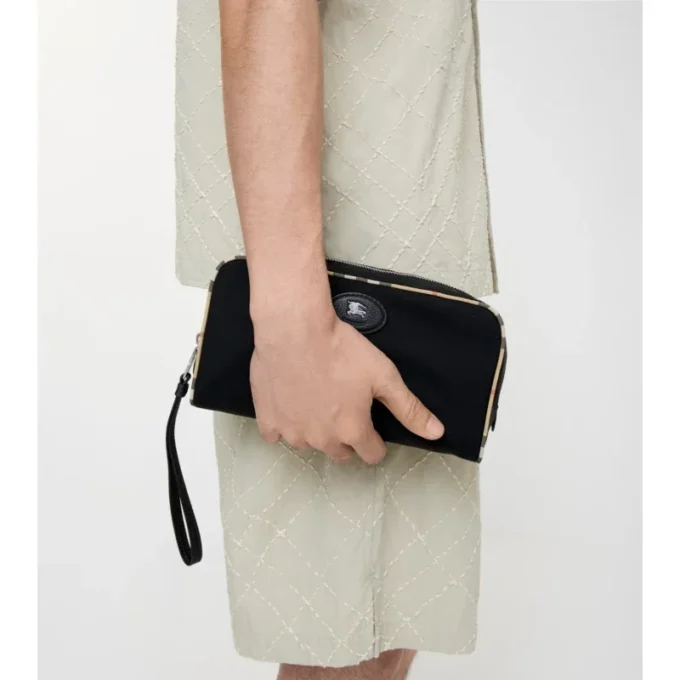 Pochette da viaggio medio con bordi a quadri