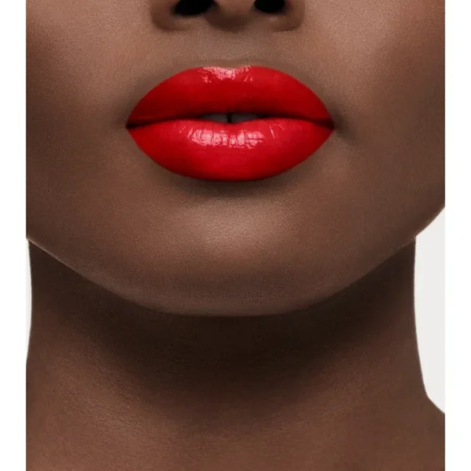 Rossetto Burberry Brit Shine – il rosso n. 106