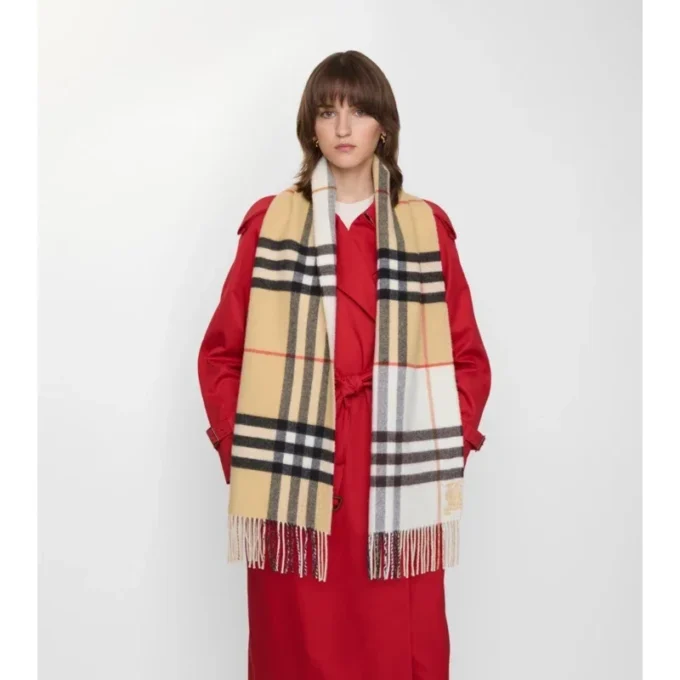 Sciarpa in cashmere a quadri a contrasto