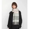 Sciarpa in cashmere a quadri a contrasto