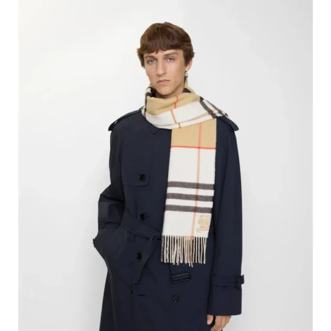 Sciarpa in cashmere a quadri a contrasto