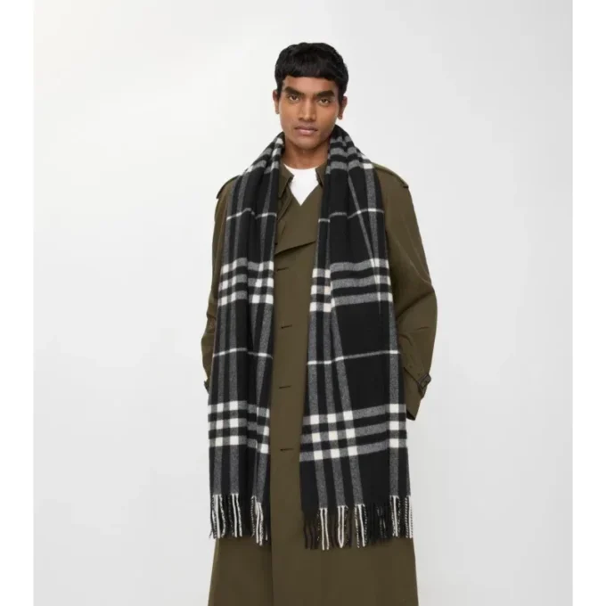 Sciarpa in cashmere a quadri larghi