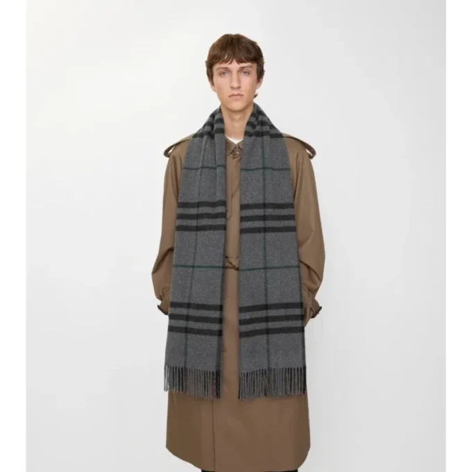 Sciarpa in cashmere a quadri larghi
