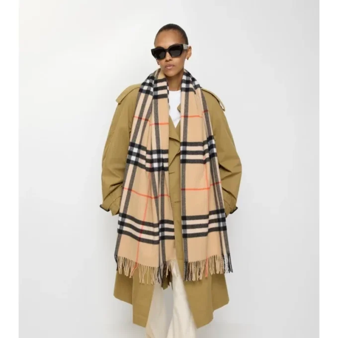 Sciarpa in cashmere a quadri larghi