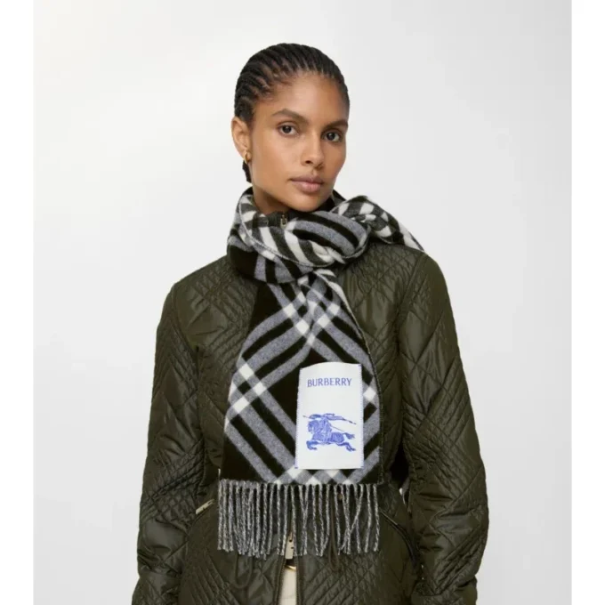 Sciarpa in cashmere con motivo a quadri