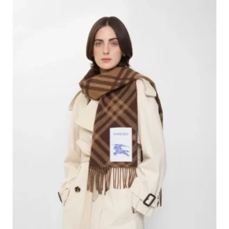 Sciarpa in cashmere con motivo a quadri