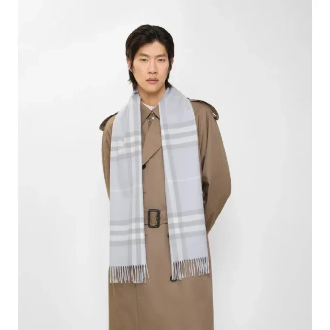 Sciarpa in cashmere con motivo a quadri