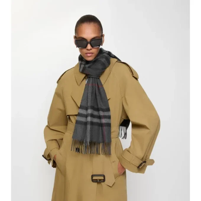 Sciarpa in cashmere con motivo a quadri
